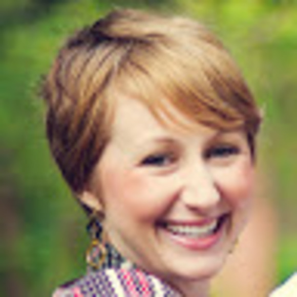 Meet your Posher, Hildie - Picture 1 of 1